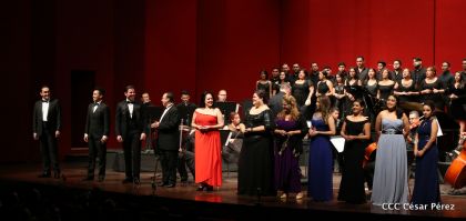 Homenaje a las Madres Nicaragüenses con Música, Canto y Paz