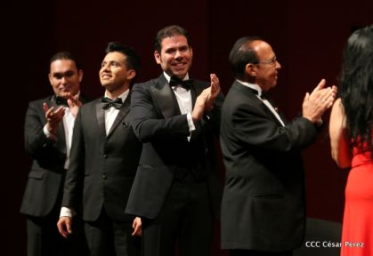 Homenaje a las Madres Nicaragüenses con Música, Canto y Paz