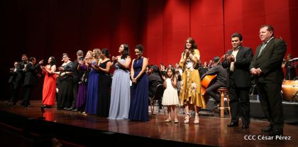 Homenaje a las Madres Nicaragüenses con Música, Canto y Paz