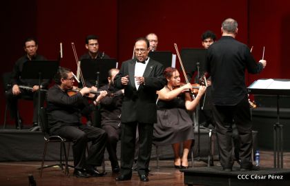 Homenaje a las Madres Nicaragüenses con Música, Canto y Paz
