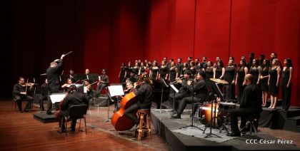Homenaje a las Madres Nicaragüenses con Música, Canto y Paz