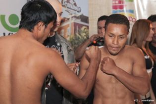 Pesaje de Ricardo El Matador Mayorga y Checho Ortiz