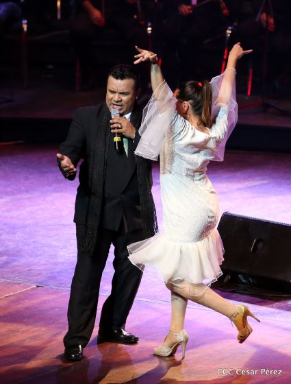 Serenata a las Madres Nicaragüenses