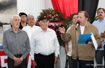 Presidente Daniel condecora póstumamente al compañero Raúl Venerio