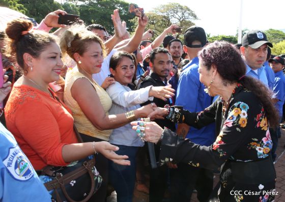Presidente Daniel condecora póstumamente al compañero Raúl Venerio
