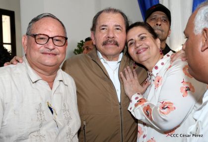 Presidente Daniel condecora póstumamente al compañero Raúl Venerio