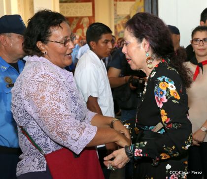 Presidente Daniel condecora póstumamente al compañero Raúl Venerio