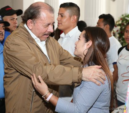 Presidente Daniel condecora póstumamente al compañero Raúl Venerio