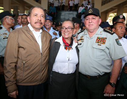 Presidente Daniel condecora póstumamente al compañero Raúl Venerio