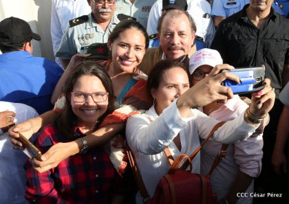 Presidente Daniel condecora póstumamente al compañero Raúl Venerio