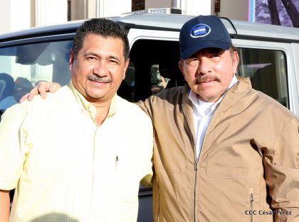 Presidente Daniel condecora póstumamente al compañero Raúl Venerio