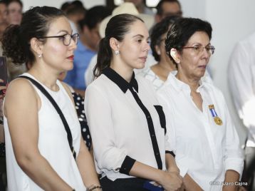 Presidente Daniel condecora póstumamente al compañero Raúl Venerio