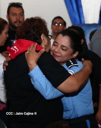 Reconocimiento al Héroe de la Paz y del Amor, Compañero Bismarck Martínez