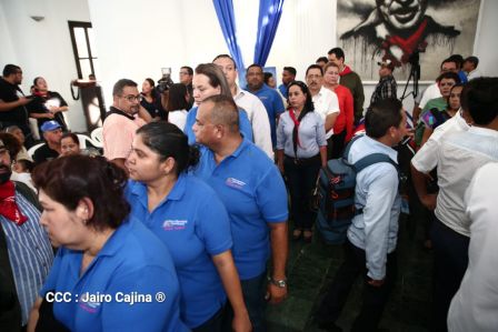 Reconocimiento al Héroe de la Paz y del Amor, Compañero Bismarck Martínez