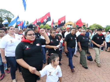 Reconocimiento al Héroe de la Paz y del Amor, Compañero Bismarck Martínez