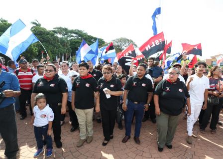 Reconocimiento al Héroe de la Paz y del Amor, Compañero Bismarck Martínez