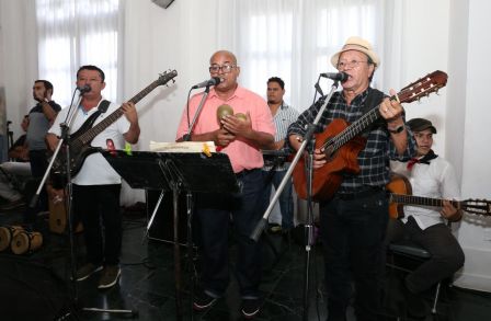 Reconocimiento al Héroe de la Paz y del Amor, Compañero Bismarck Martínez