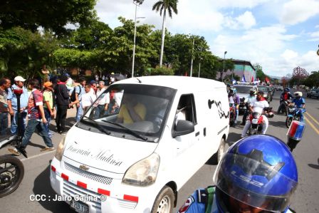Reconocimiento al Héroe de la Paz y del Amor, Compañero Bismarck Martínez