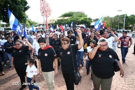 Reconocimiento al Héroe de la Paz y del Amor, Compañero Bismarck Martínez