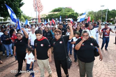Reconocimiento al Héroe de la Paz y del Amor, Compañero Bismarck Martínez