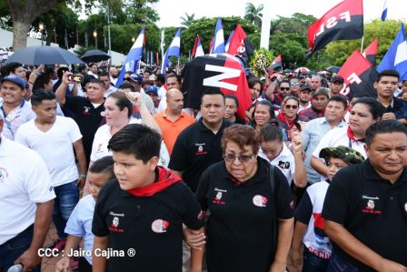 Reconocimiento al Héroe de la Paz y del Amor, Compañero Bismarck Martínez