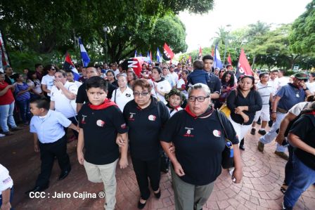 Reconocimiento al Héroe de la Paz y del Amor, Compañero Bismarck Martínez
