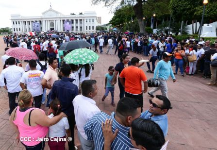 Reconocimiento al Héroe de la Paz y del Amor, Compañero Bismarck Martínez