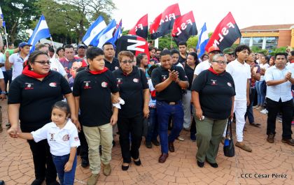 Reconocimiento al Héroe de la Paz y del Amor, Compañero Bismarck Martínez