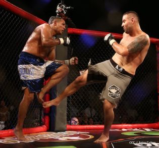 Combate Mayorga VS. Checho