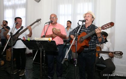 Reconocimiento al Héroe de la Paz y del Amor, Compañero Bismarck Martínez