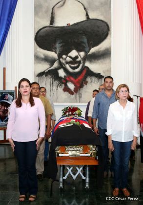 Reconocimiento al Héroe de la Paz y del Amor, Compañero Bismarck Martínez