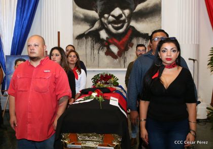 Reconocimiento al Héroe de la Paz y del Amor, Compañero Bismarck Martínez