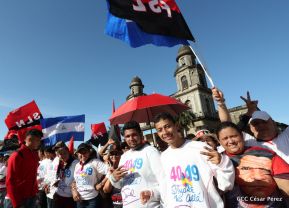 Homenaje al héroe del amor Bismarck Martínez