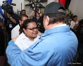 Homenaje al héroe del amor Bismarck Martínez