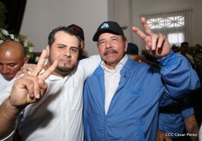 Homenaje al héroe del amor Bismarck Martínez