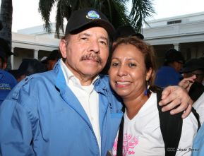 Homenaje al héroe del amor Bismarck Martínez