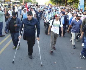 Homenaje al héroe del amor Bismarck Martínez