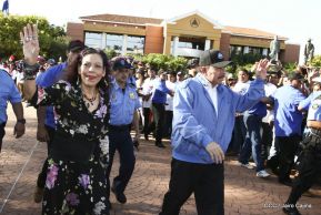 Homenaje al héroe del amor Bismarck Martínez