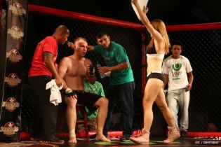 Combate Mayorga VS. Checho