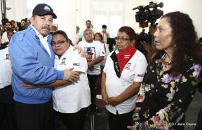 Homenaje al héroe del amor Bismarck Martínez