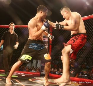 Combate Mayorga VS. Checho