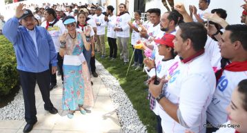 Comandante Carlos Fonseca, aquí estamos siempre luchando por la paz, porque queremos la paz