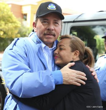 Comandante Carlos Fonseca, aquí estamos siempre luchando por la paz, porque queremos la paz