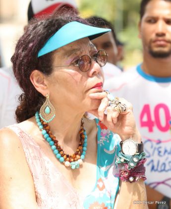 Comandante Carlos Fonseca, aquí estamos siempre luchando por la paz, porque queremos la paz