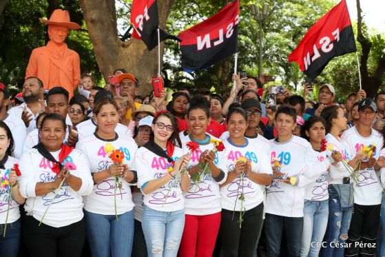 Comandante Carlos Fonseca, aquí estamos siempre luchando por la paz, porque queremos la paz
