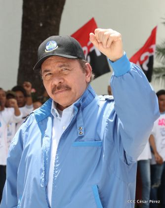 Comandante Carlos Fonseca, aquí estamos siempre luchando por la paz, porque queremos la paz