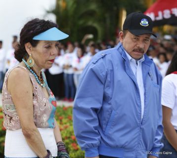 Comandante Carlos Fonseca, aquí estamos siempre luchando por la paz, porque queremos la paz
