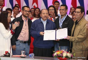 Homenaje a Alexis Argüello Tricampeón Mundial de Boxeo en el X Aniversario de su Tránsito a la Inmortalidad