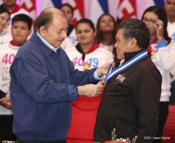Homenaje a Alexis Argüello Tricampeón Mundial de Boxeo en el X Aniversario de su Tránsito a la Inmortalidad