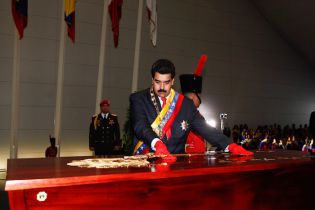 Presidente Daniel y Compañera Rosario participan en II Cumbre Extraordinaria ALBA-Petrocaribe